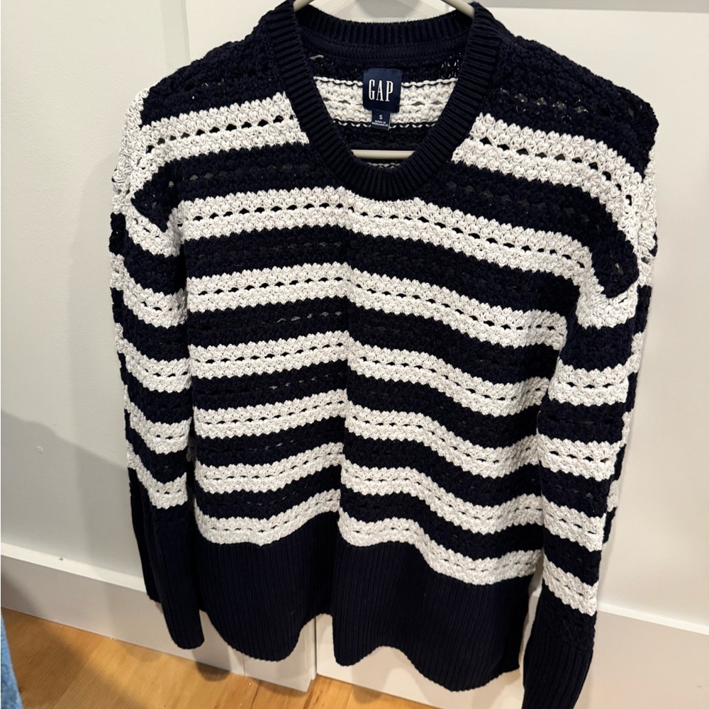 GAP oversized striped sweater